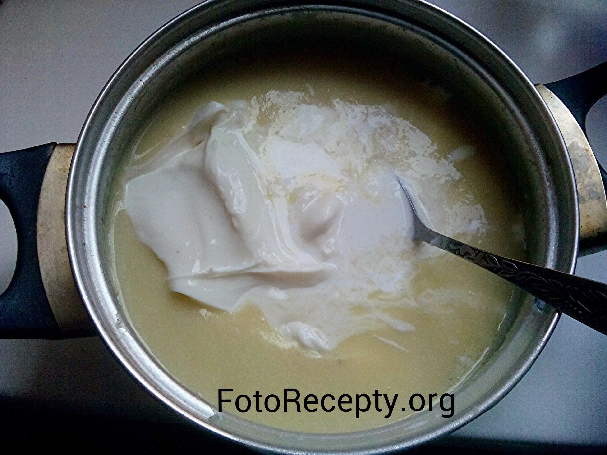 Сырный суп-пюре с плавленым сыром – добавляем сливки и сыр