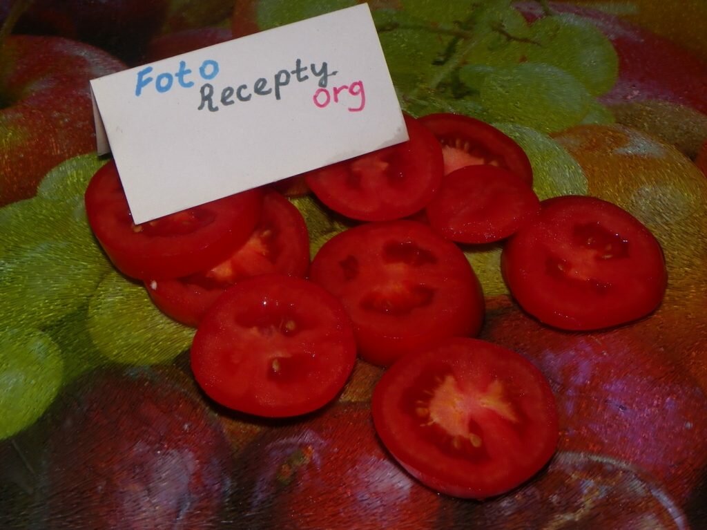 narezaem-pomidoryi